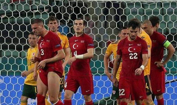 足球数据库-土耳其“主场输决赛” 攻无血性守无默契还有救吗？