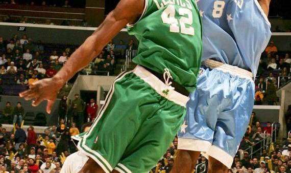 足球比赛-科比81分15周年纪念日 听对手讲述黑曼巴往事①