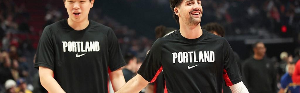 篮球比赛-开拓者赛季表现：42胜进入附加赛，场均失误17.3联盟最多