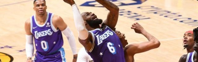 足球比赛-湖人季后赛概率仅0.8%！詹皇冲得分王成唯一安慰？