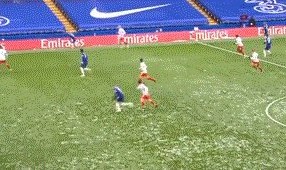 足球比赛-【足总杯】亚伯拉罕3球 韦尔纳失点 切尔西3比1晋级