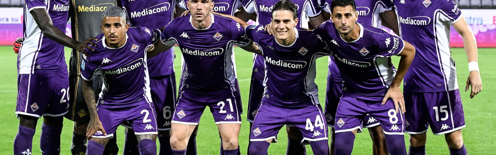 足球数据库-佛罗伦萨：午夜突袭——科波拉在后卫线推进，新边锋到来？